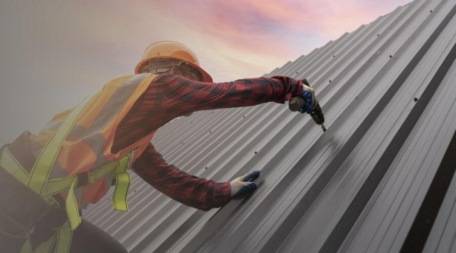 Expert Emergency Roof Repairs services in Fieldon, IL